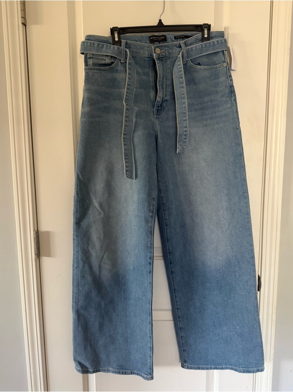 Banana Republic Light Blue Wide-Leg Jeans with removable tie belt size 31 NWT